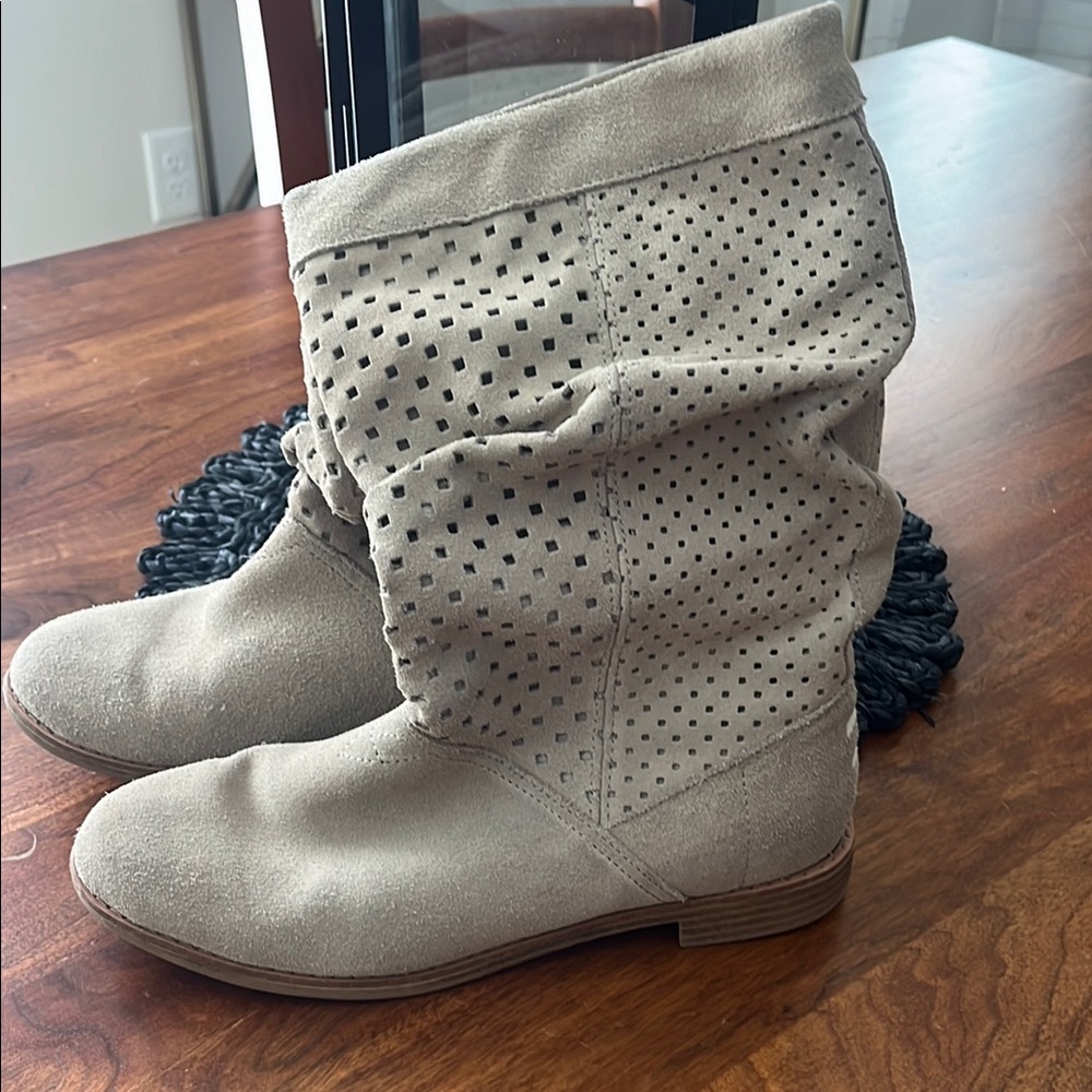 Toms Cream Ankle Booties with Perforated Design